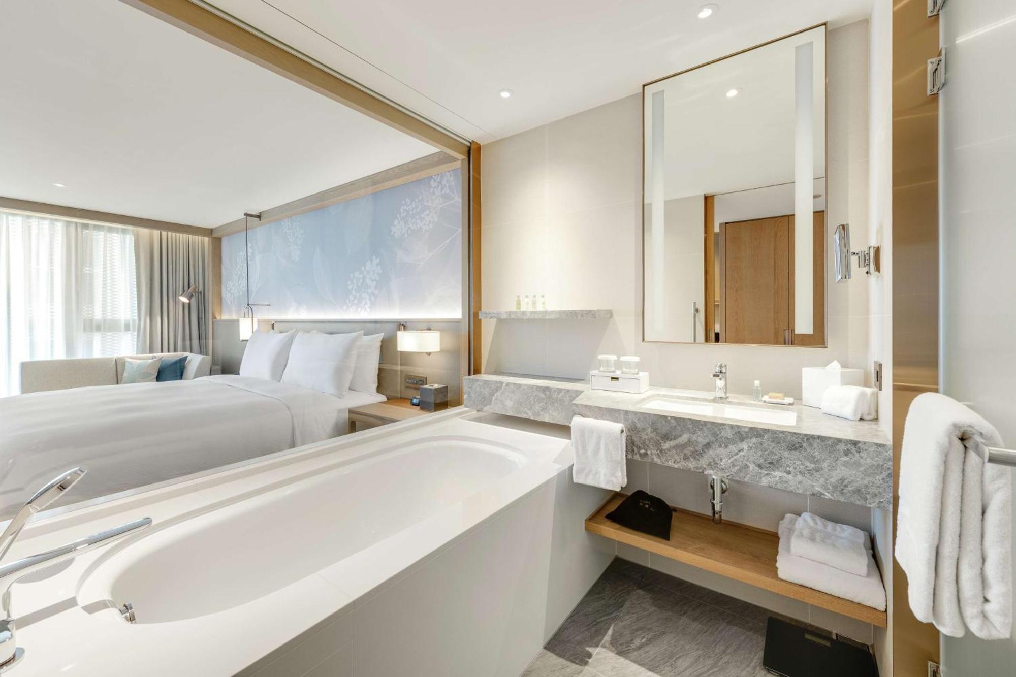 Doubletree By Hilton Taipei Zhongshan Dış mekan fotoğraf
