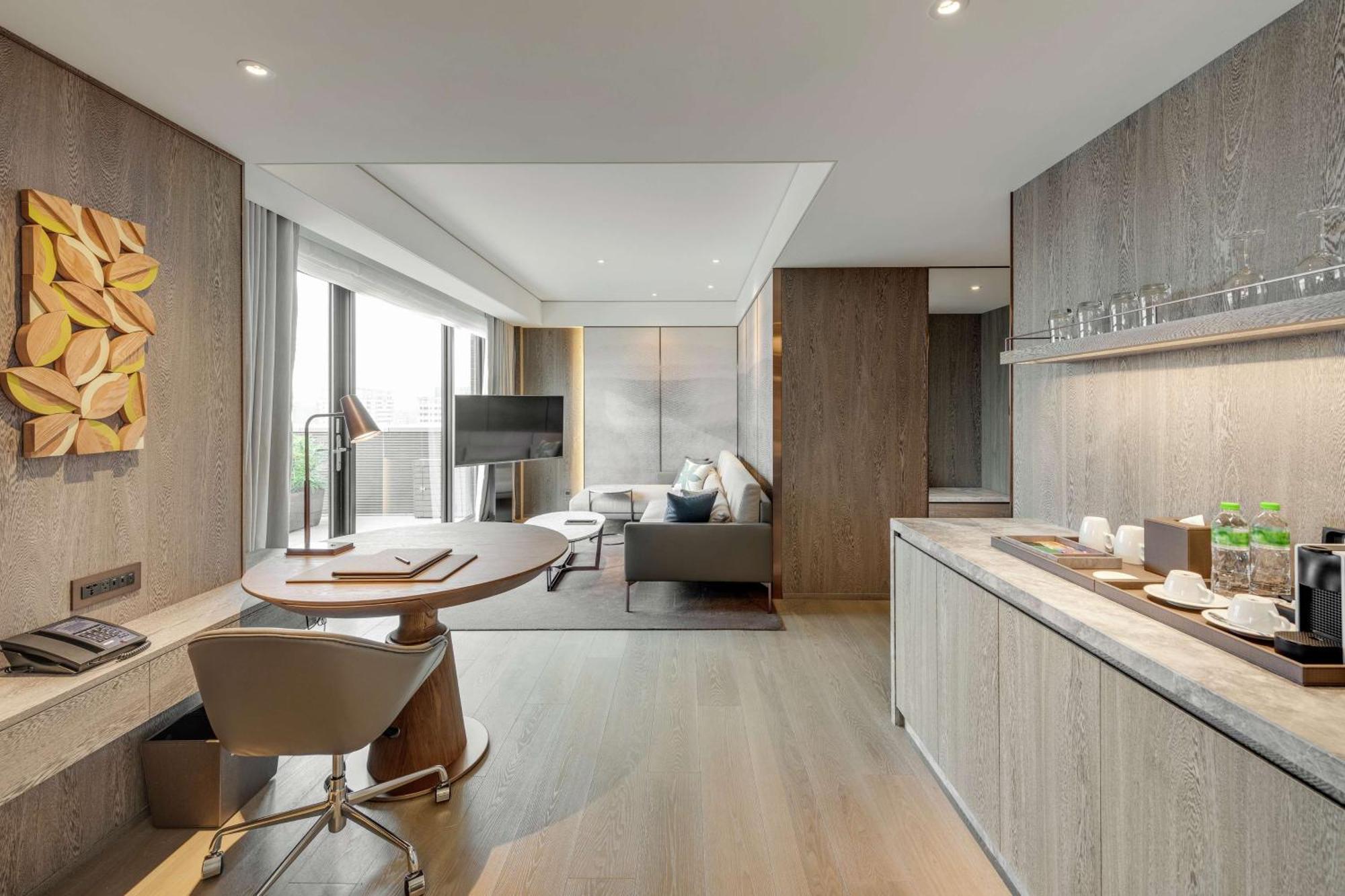 Doubletree By Hilton Taipei Zhongshan Dış mekan fotoğraf