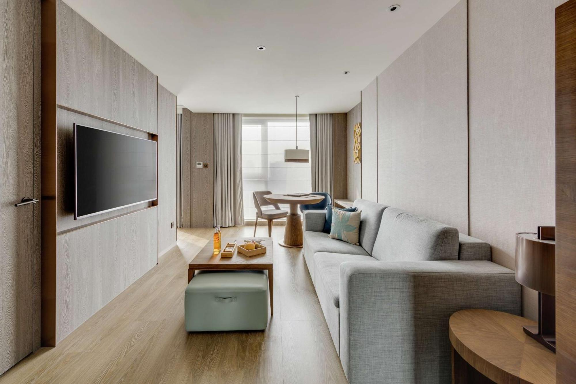 Doubletree By Hilton Taipei Zhongshan Dış mekan fotoğraf